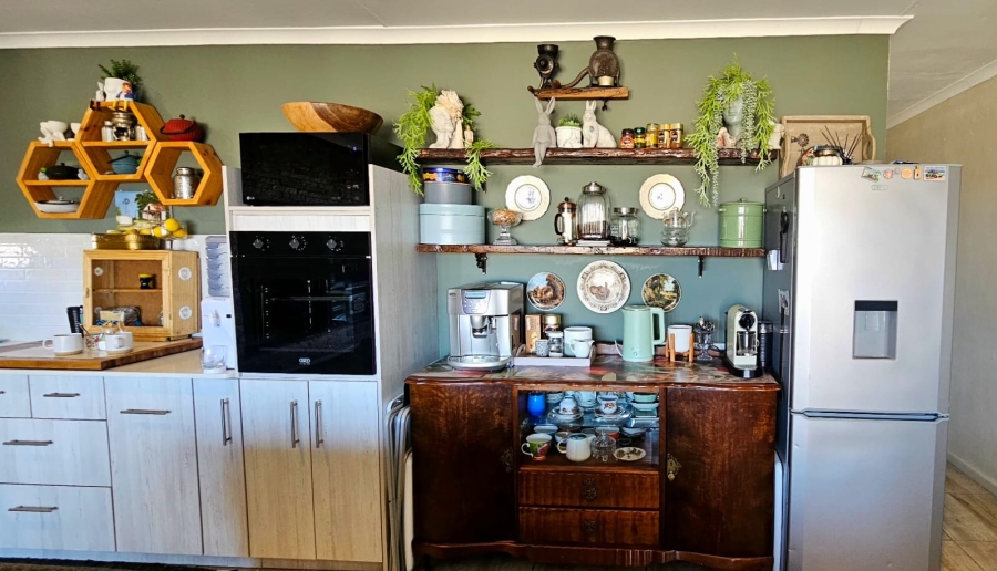 6 Bedroom Property for Sale in Franskraal Western Cape